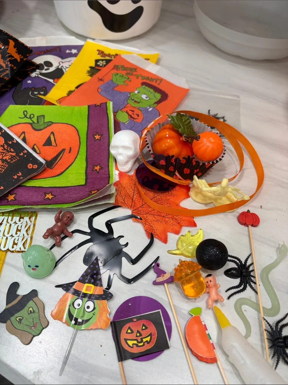 McDonald’s vintage Halloween Ghost bucket Craft Kit